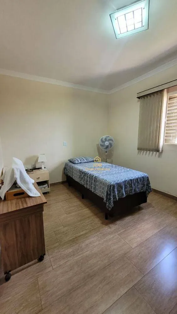 Chácara, 3 quartos, 1133 m² - Foto 2