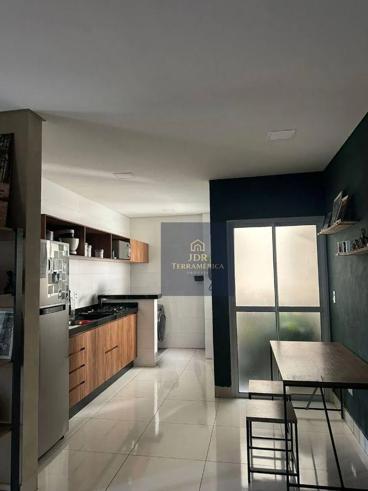 Apartamento, 2 quartos, 60 m² - Foto 2