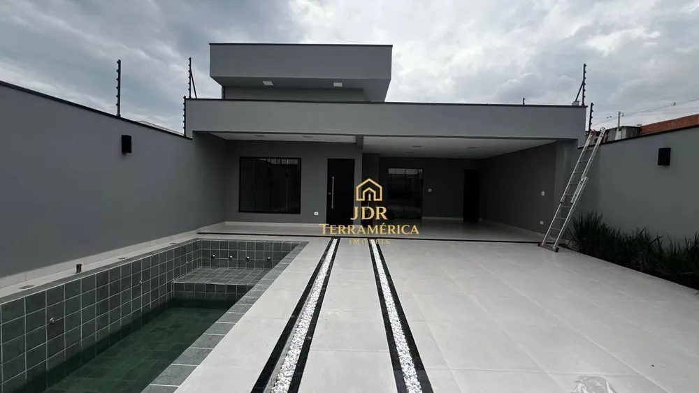 Casa, 3 quartos, 172 m² - Foto 1