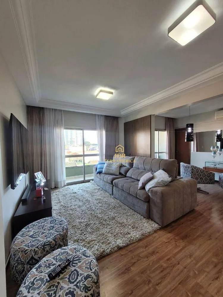 Apartamento, 3 quartos, 158 m² - Foto 1