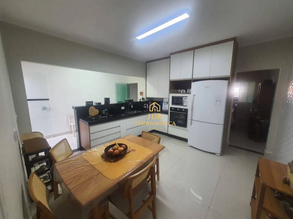 Casa, 3 quartos, 104 m² - Foto 4