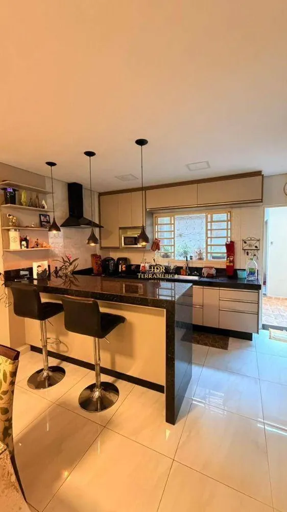 Casa, 3 quartos, 195 m² - Foto 11