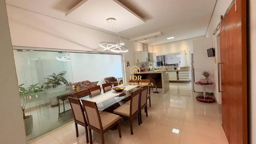 Casa, 4 quartos, 326 m² - Foto 3