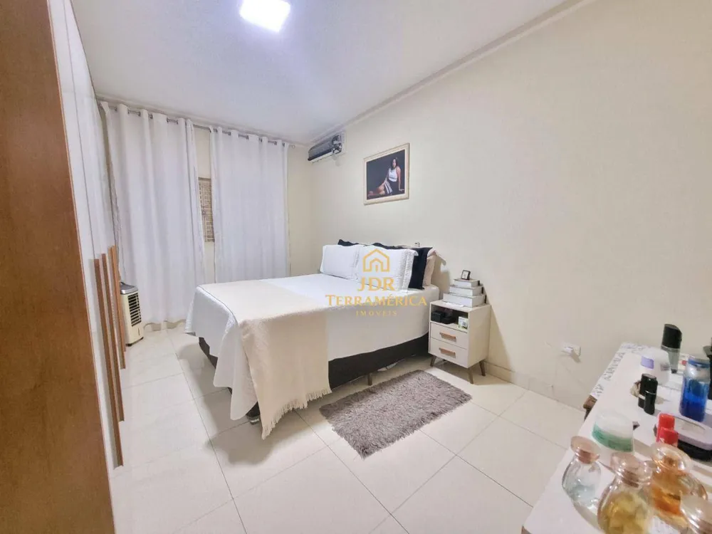 Sobrado, 4 quartos, 242 m² - Foto 9