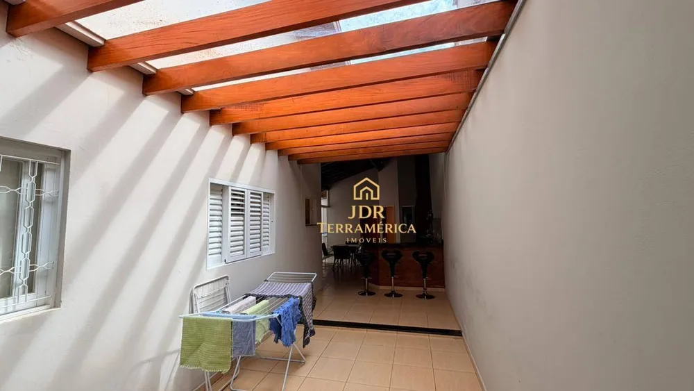 Casa, 3 quartos, 250 m² - Foto 9
