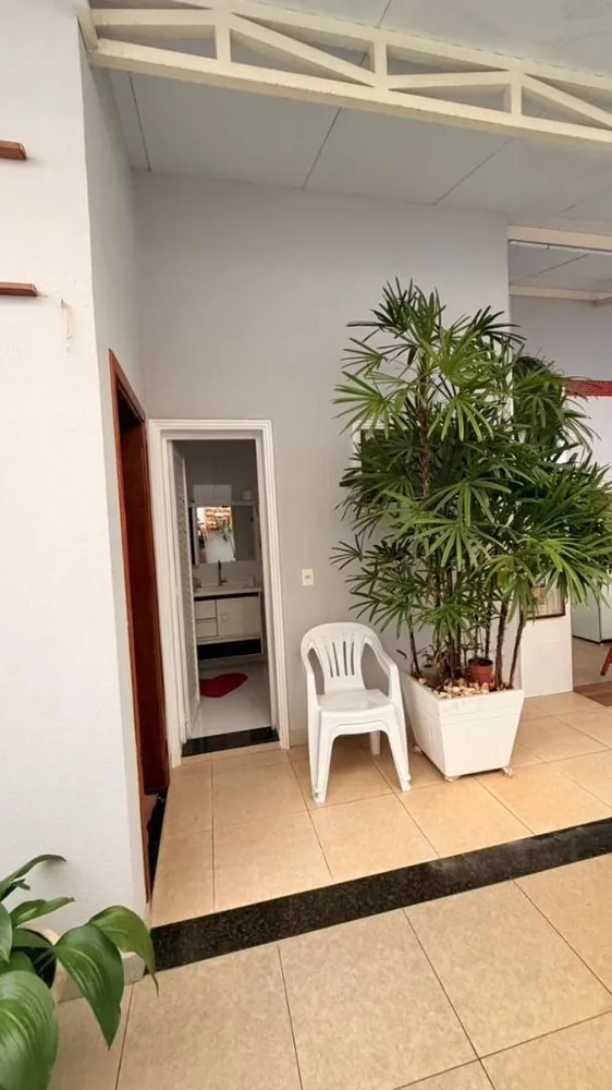 Casa, 3 quartos, 243 m² - Foto 3