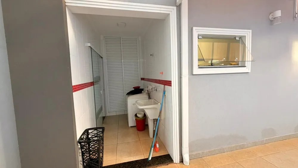 Casa, 3 quartos, 243 m² - Foto 8
