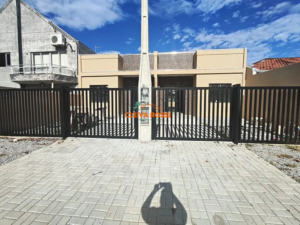 Casa, 3 quartos, 92 m² - Foto 1