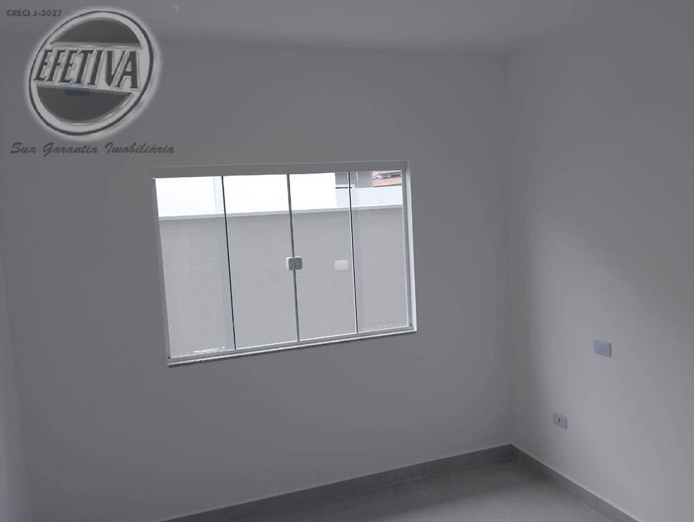 Casa à venda com 3 quartos, 198m² - Foto 2