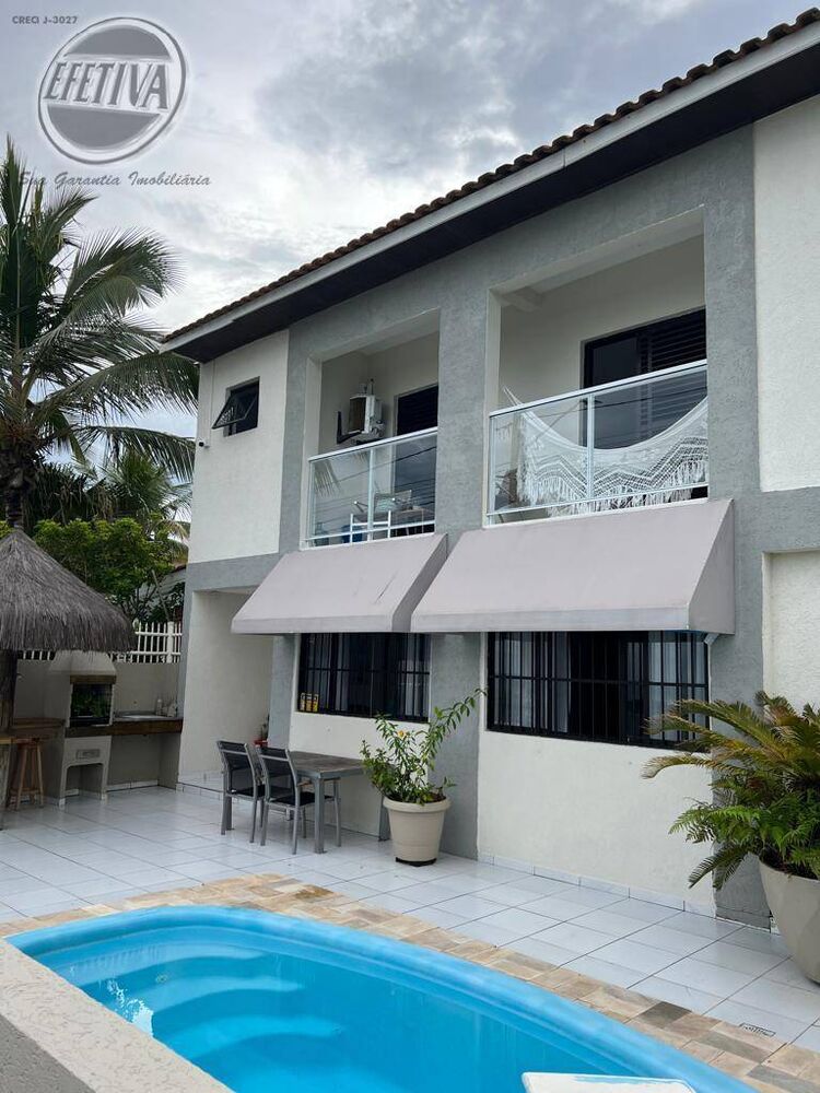 Sobrado à venda com 5 quartos, 259m² - Foto 1