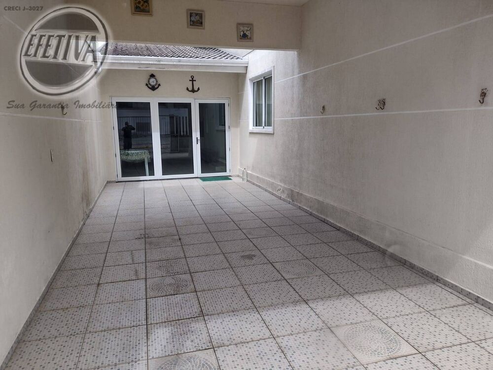 Casa, 4 quartos, 160 m² - Foto 2