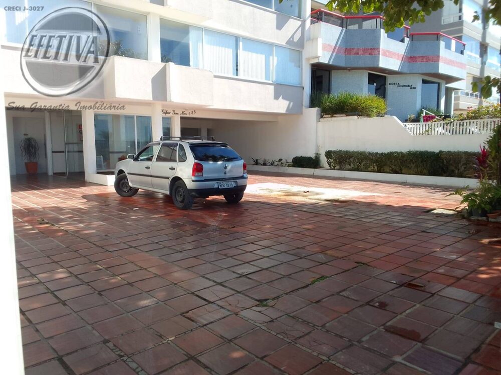 Apartamento à venda com 4 quartos, 220m² - Foto 2