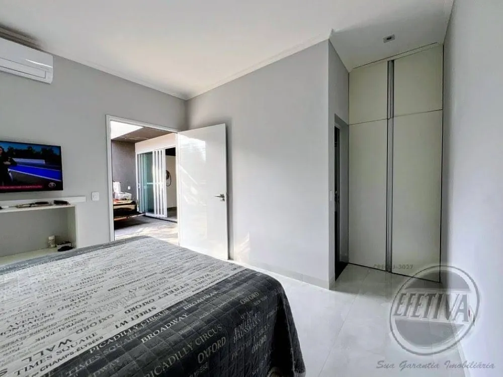 Casa, 3 quartos, 196 m² - Foto 1