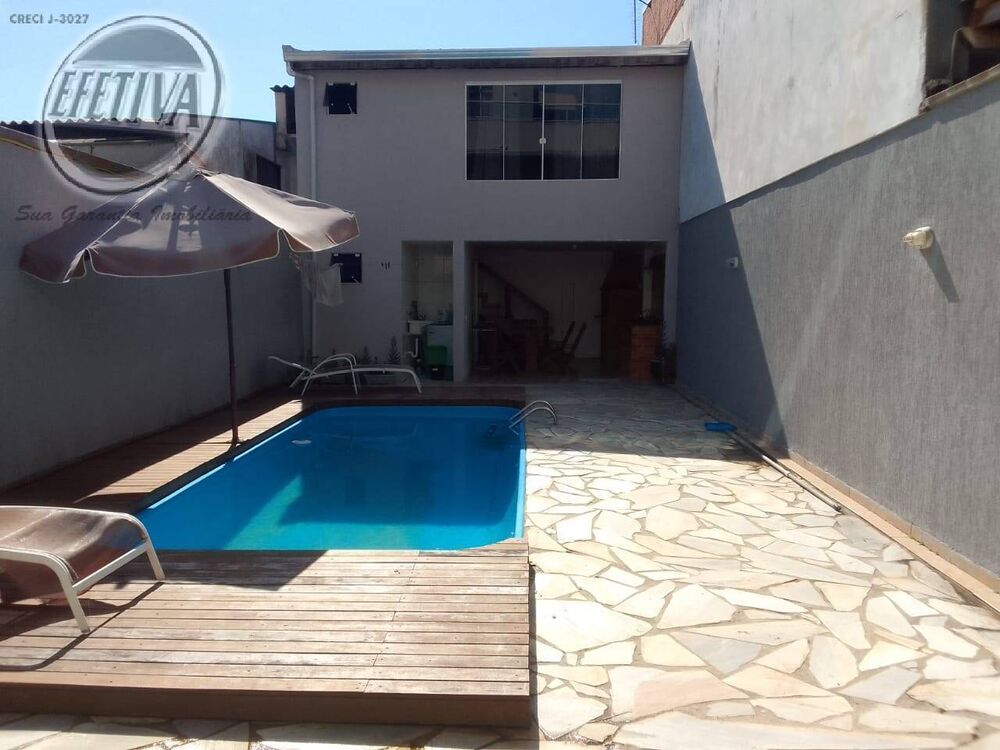 Sobrado à venda com 6 quartos, 160m² - Foto 5