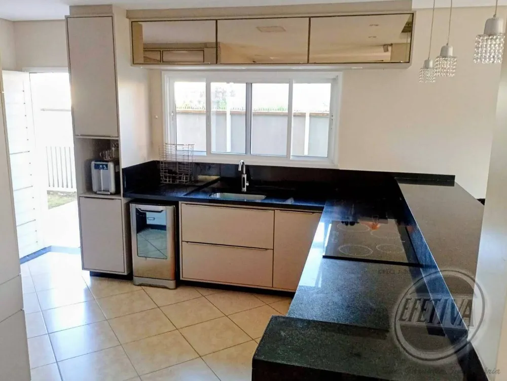 Casa, 4 quartos, 273 m² - Foto 7