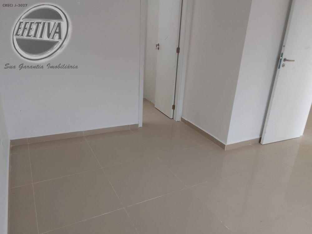 Casa à venda com 3 quartos, 55m² - Foto 3