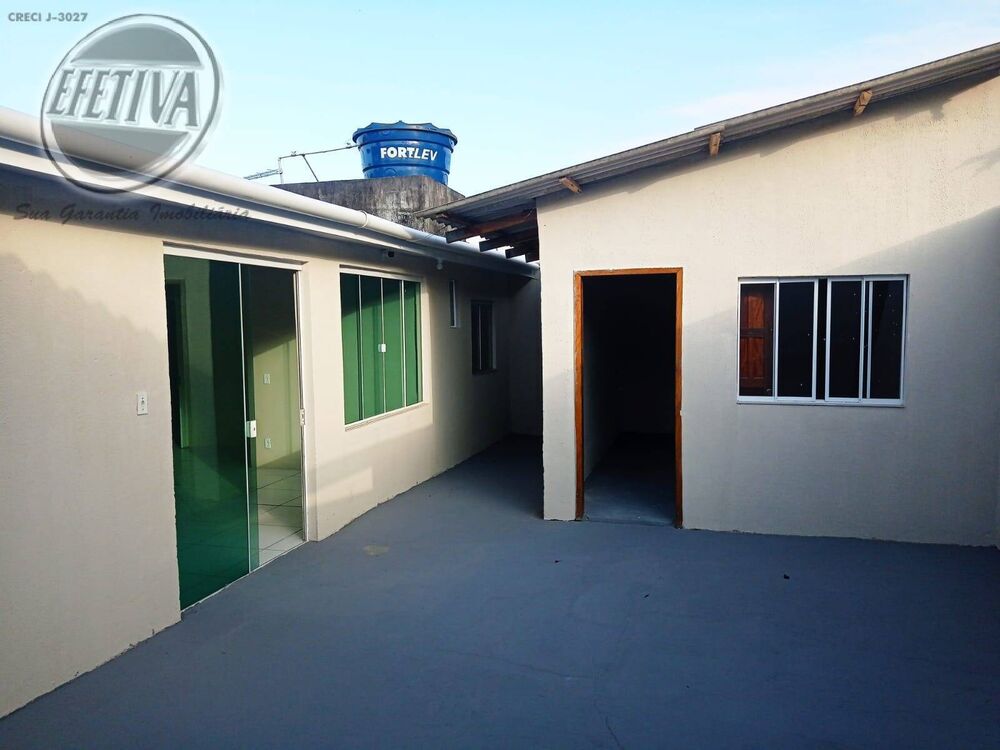 Casa, 6 quartos, 255 m² - Foto 2