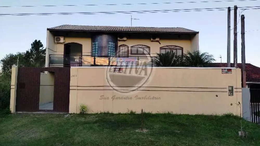 Casa, 3 quartos, 288 m² - Foto 1