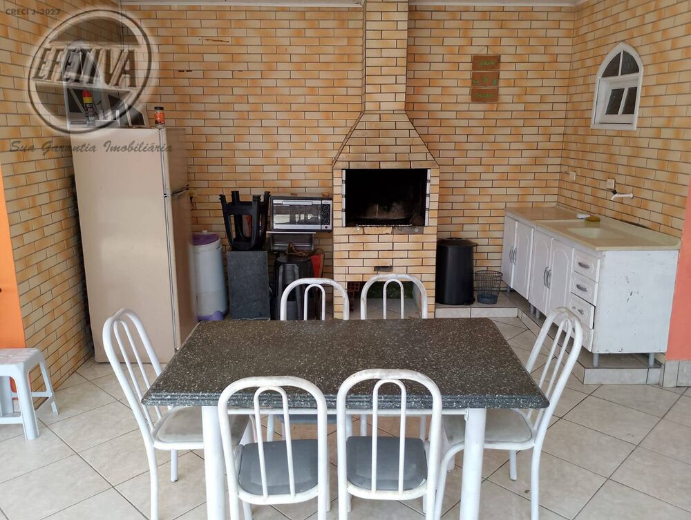 Casa, 6 quartos, 210 m² - Foto 2
