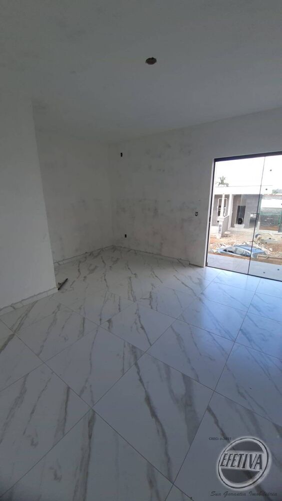Sobrado à venda com 3 quartos, 147m² - Foto 2