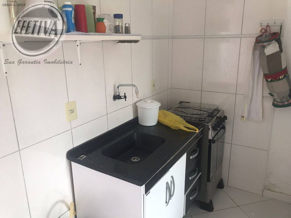 Casa à venda com 2 quartos, 43m² - Foto 7