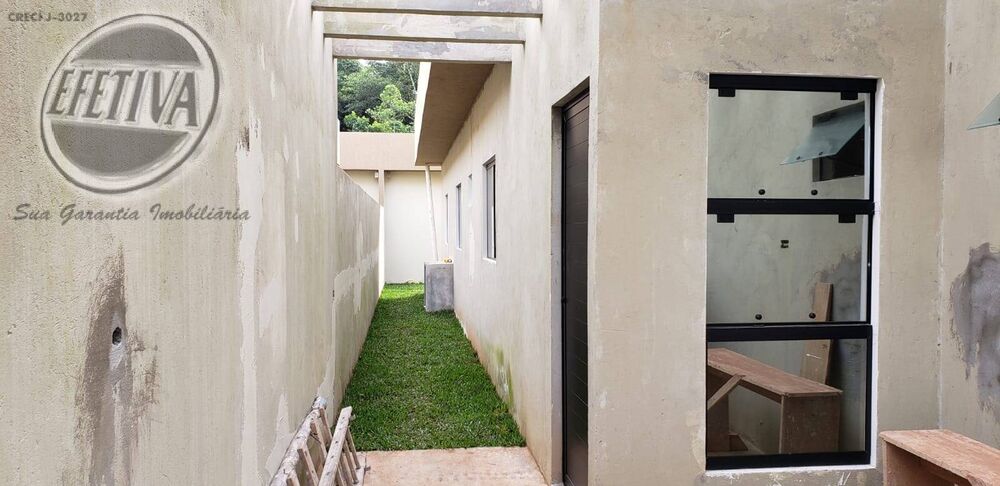 Casa à venda com 3 quartos, 110m² - Foto 8