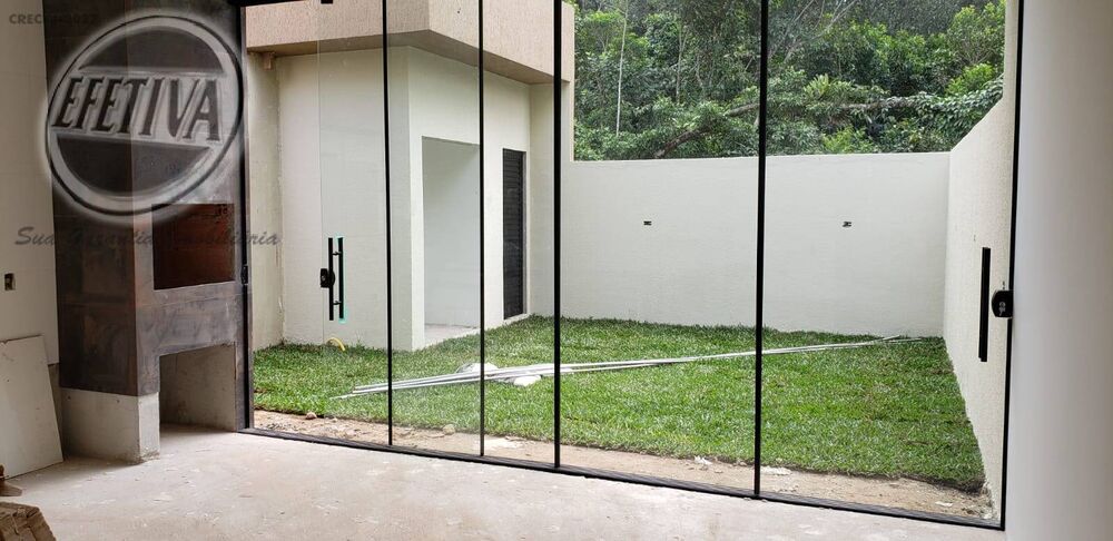 Casa à venda com 3 quartos, 110m² - Foto 6