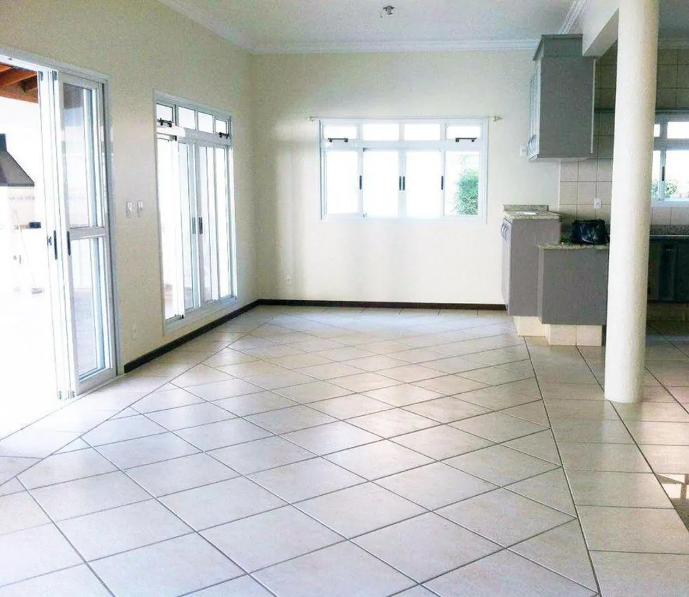 Casa, 4 quartos, 300 m² - Foto 1