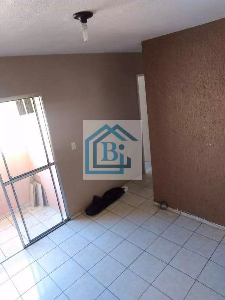 Apartamento para alugar com 2 quartos, 55m² - Foto 3