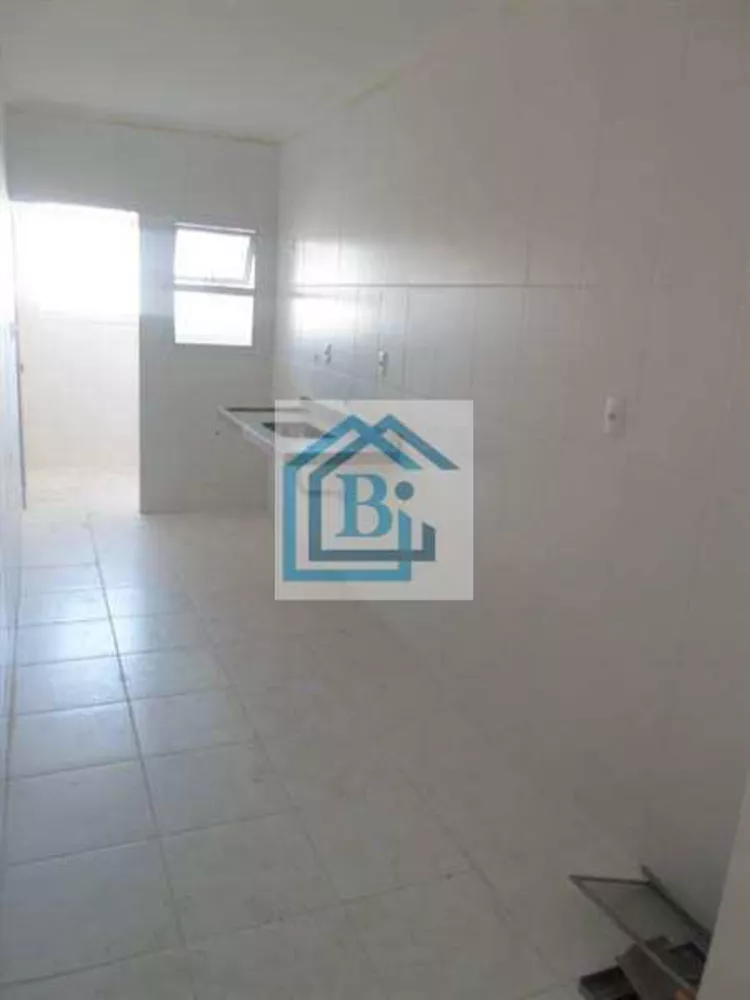 Apartamento à venda com 3 quartos, 102m² - Foto 3