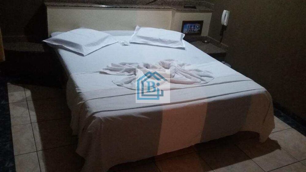 Loja-Salão, 3951 m² - Foto 1