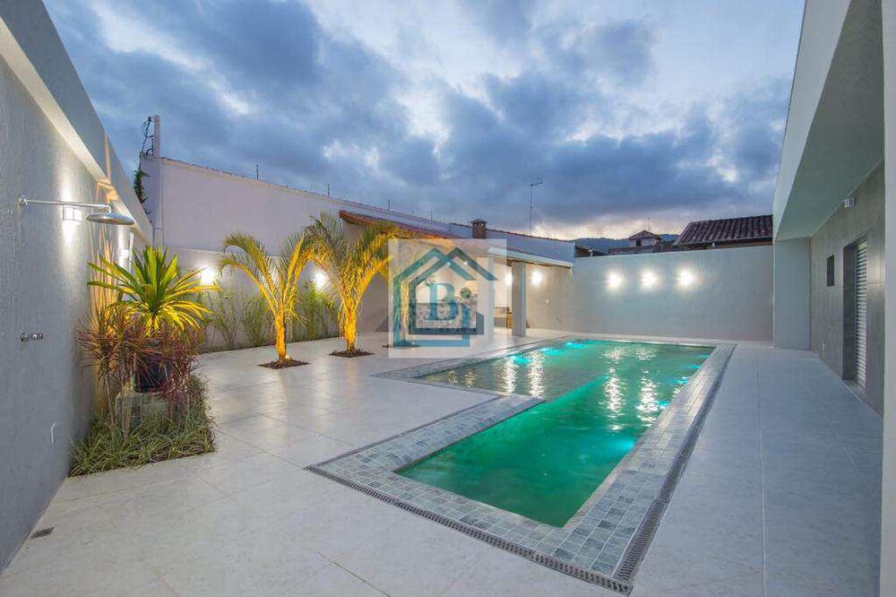 Casa, 3 quartos, 191 m² - Foto 1