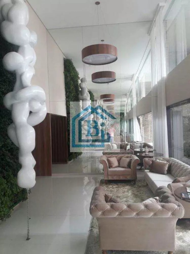 Apartamento, 3 quartos, 250 m² - Foto 1