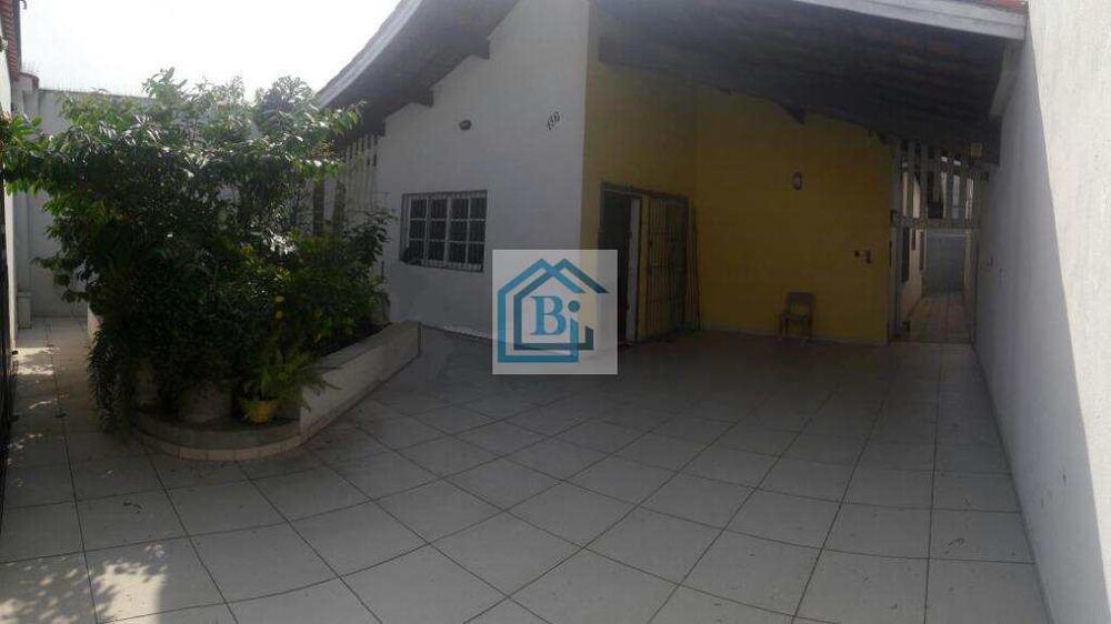 Casa, 3 quartos, 180 m² - Foto 2