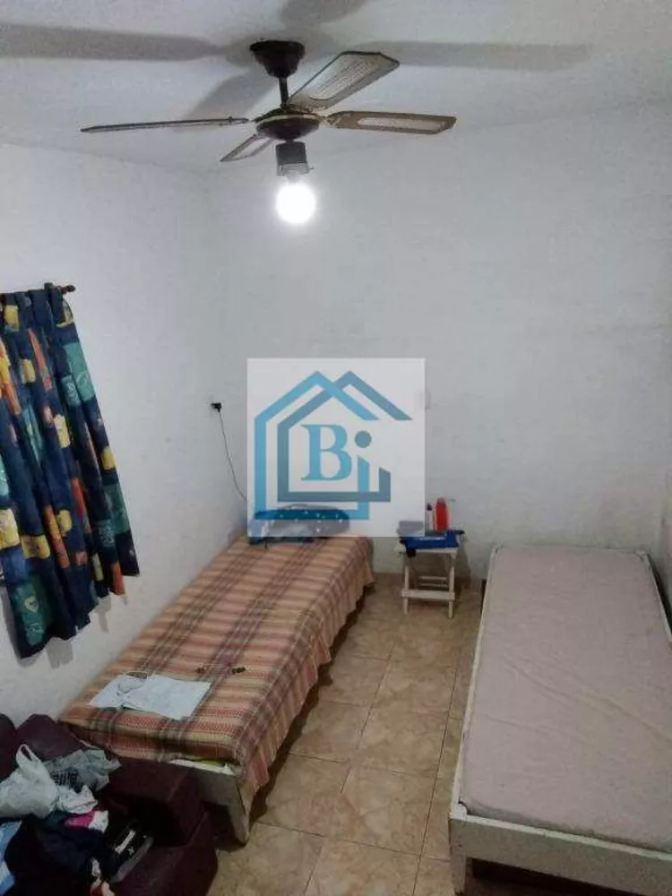 Casa, 4 quartos, 240 m² - Foto 4