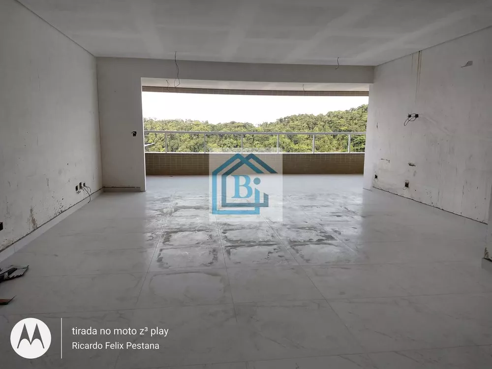 Apartamento à venda com 3 quartos, 112m² - Foto 2