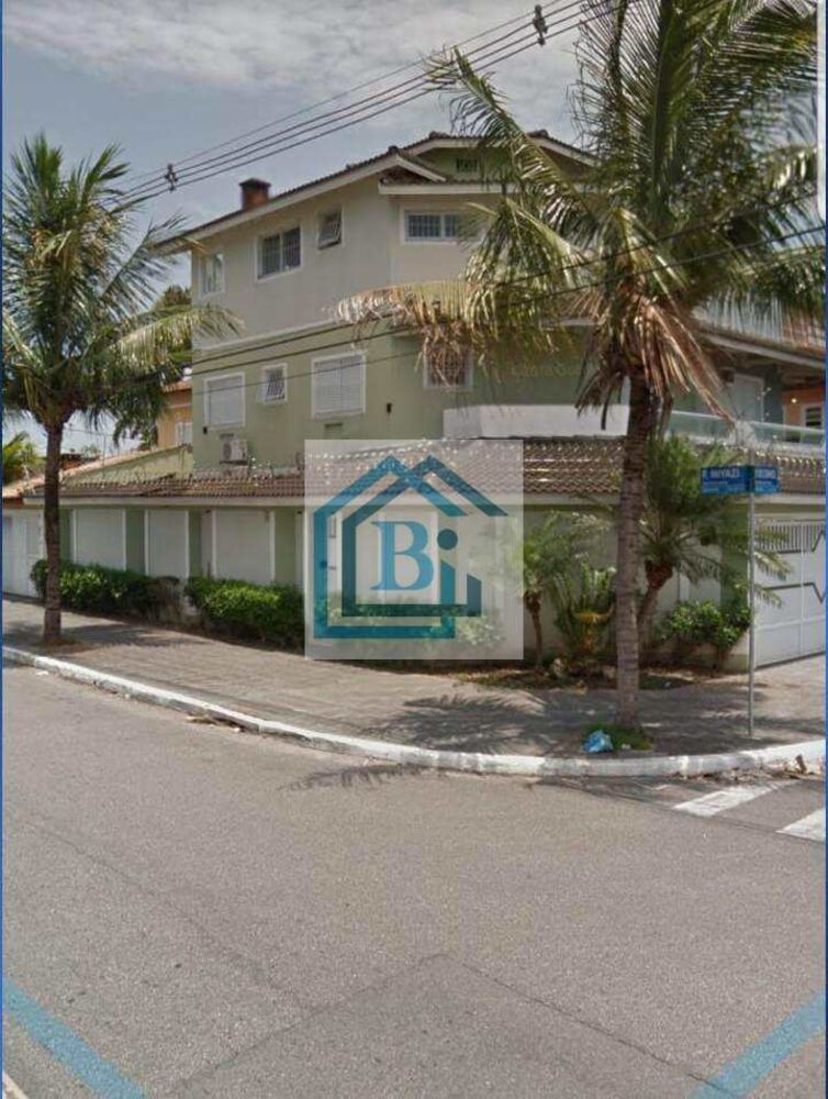 Sobrado, 3 quartos, 270 m² - Foto 1