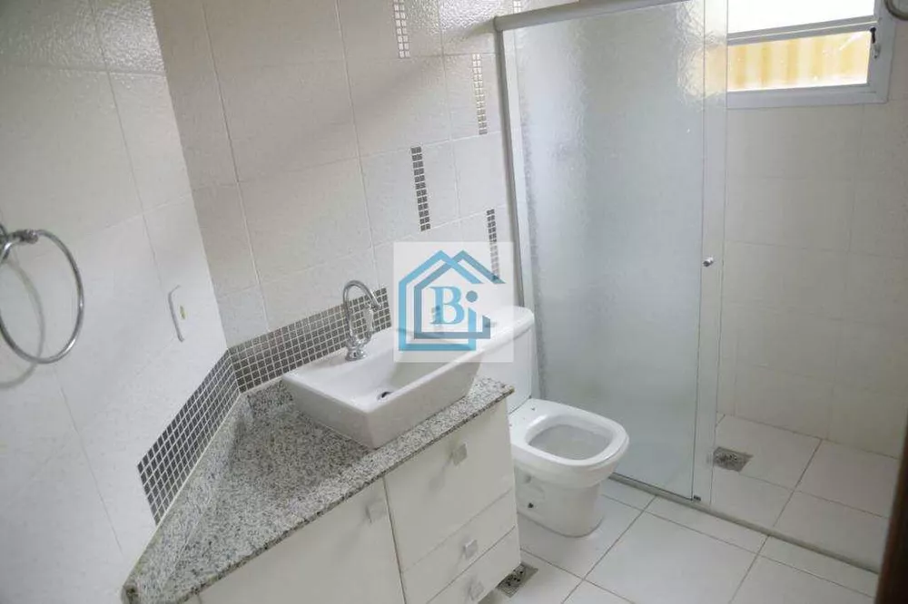 Casa à venda com 3 quartos, 220m² - Foto 15