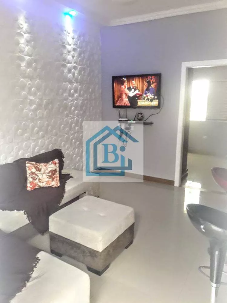 Apartamento à venda com 2 quartos, 44m² - Foto 1