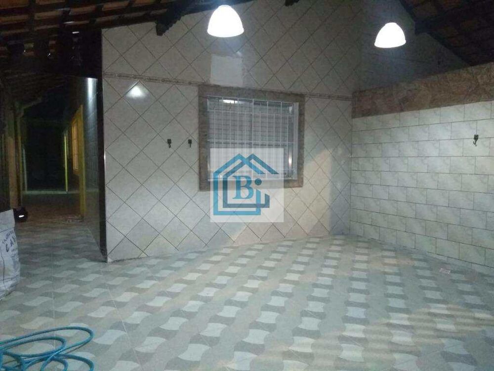 Casa, 3 quartos, 180 m² - Foto 1