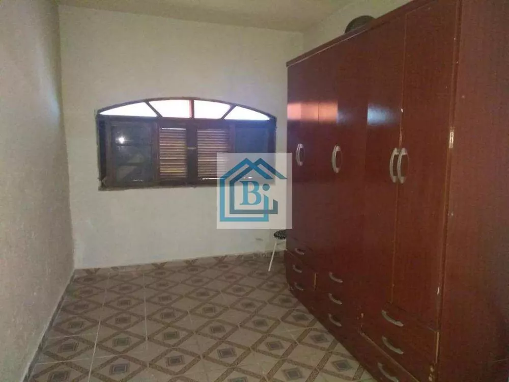 Casa à venda com 4 quartos, 300m² - Foto 6