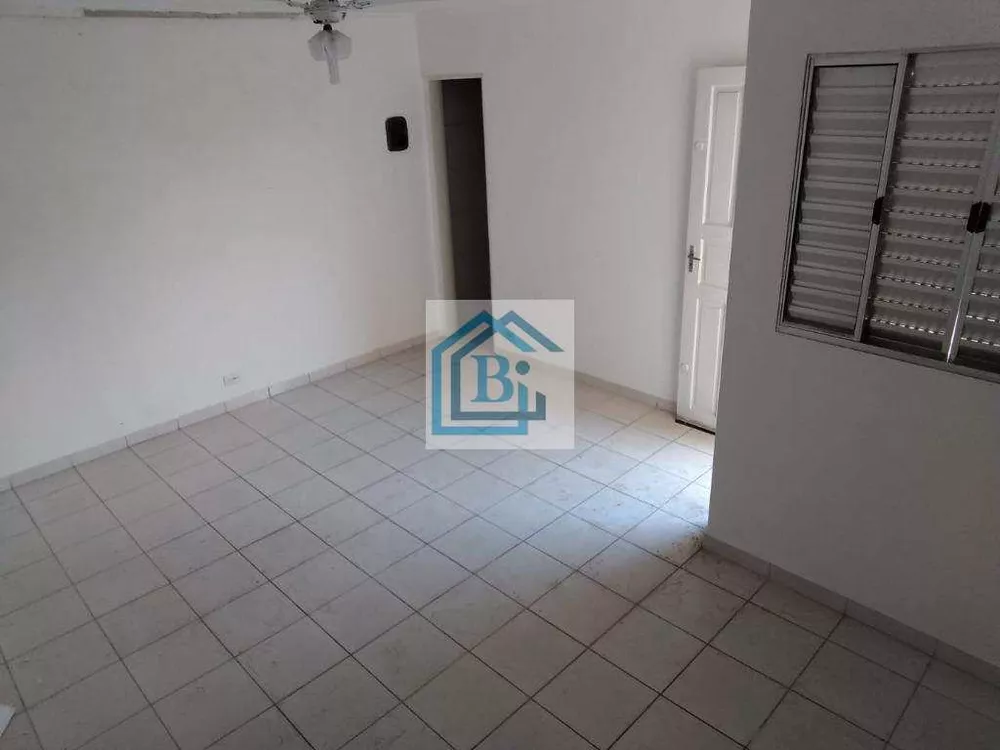 Sobrado à venda com 5 quartos, 130m² - Foto 3