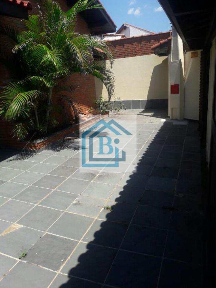 Casa, 4 quartos, 340 m² - Foto 2