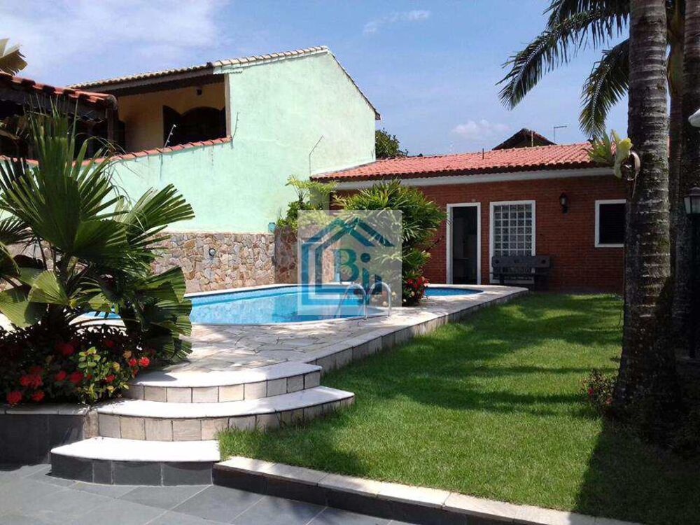 Casa, 3 quartos, 200 m² - Foto 3