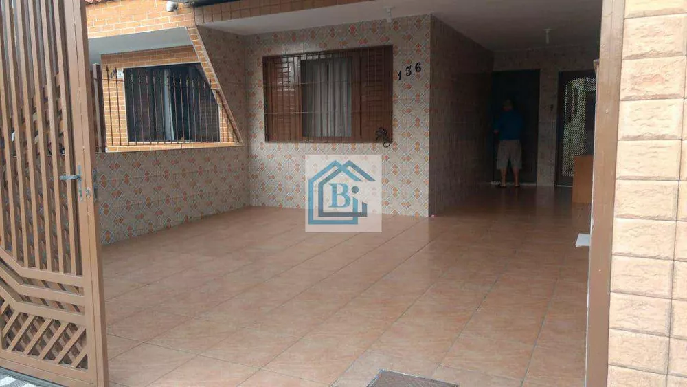 Casa à venda com 3 quartos, 112m² - Foto 2