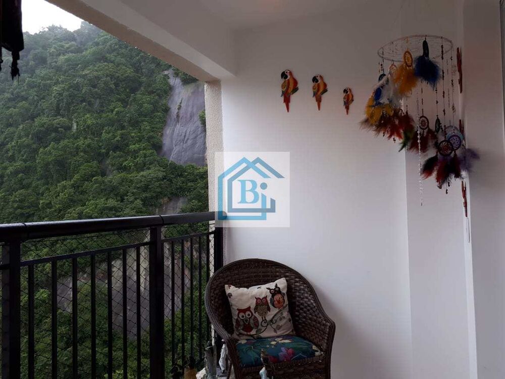 Apartamento à venda com 2 quartos, 62m² - Foto 4