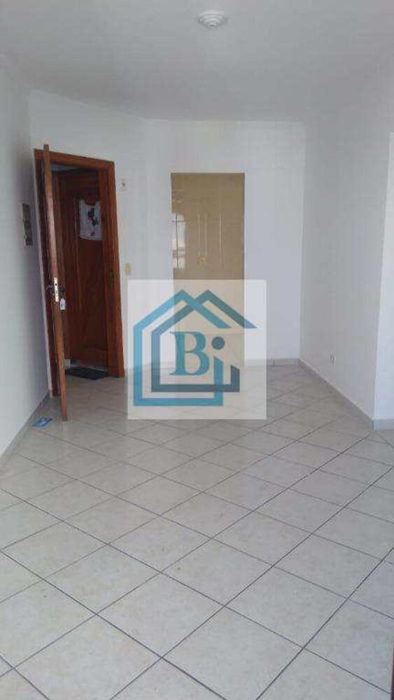 Apartamento à venda com 2 quartos, 67m² - Foto 3