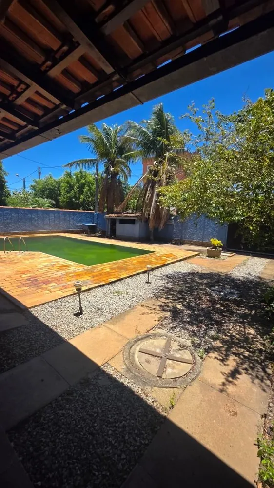 Casa, 4 quartos, 241 m² - Foto 2