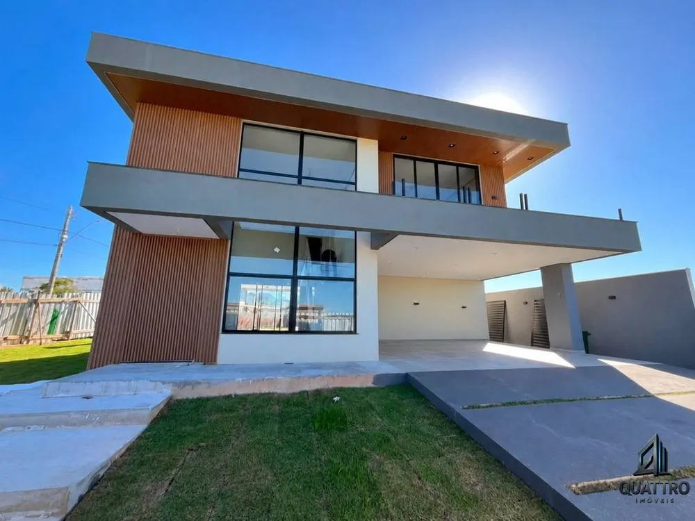 Casa, 3 quartos, 230 m² - Foto 1