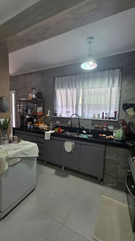 Casa, 4 quartos, 253 m² - Foto 4
